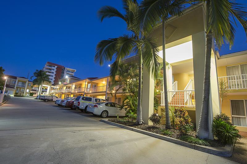 Harbour Sails Motor Inn Gladstone Exterior photo